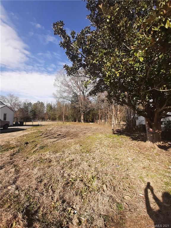 185 Elliott St, Chester, SC 29706