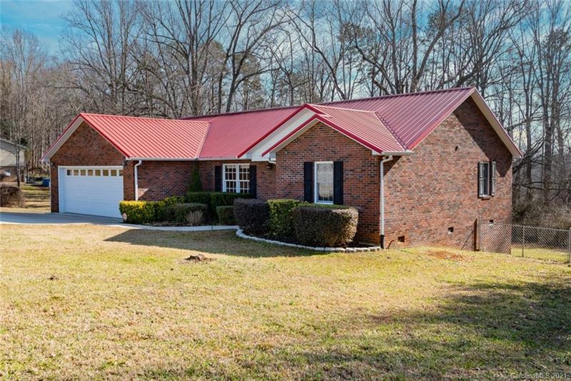 1241 Micol Rd, Newton, NC 28658