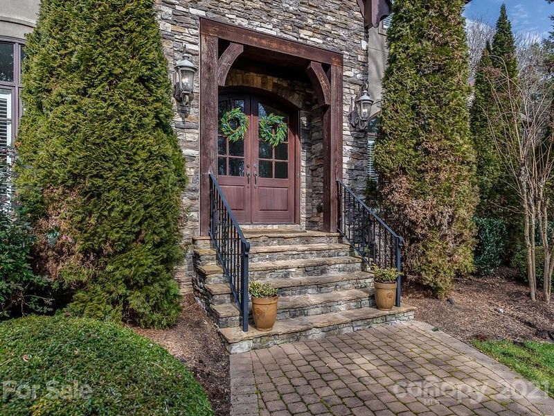 10090 Enclave Cir, Concord, NC 28027