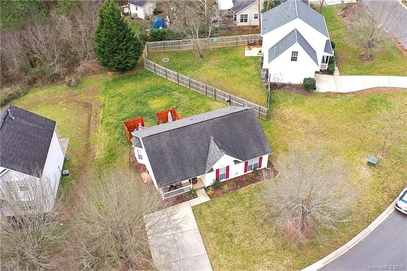 561 Chase Brook Dr, Rock Hill, SC 29732