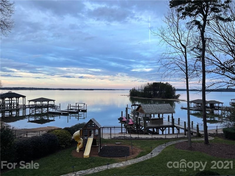 18916 Brigadoon Pl, Cornelius, NC 28031