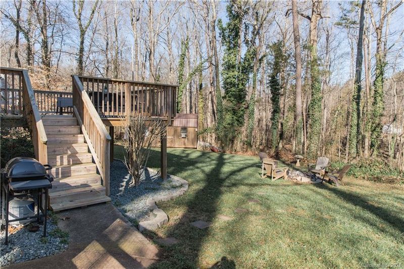 14201 Hackamore Dr, Matthews, NC 28105