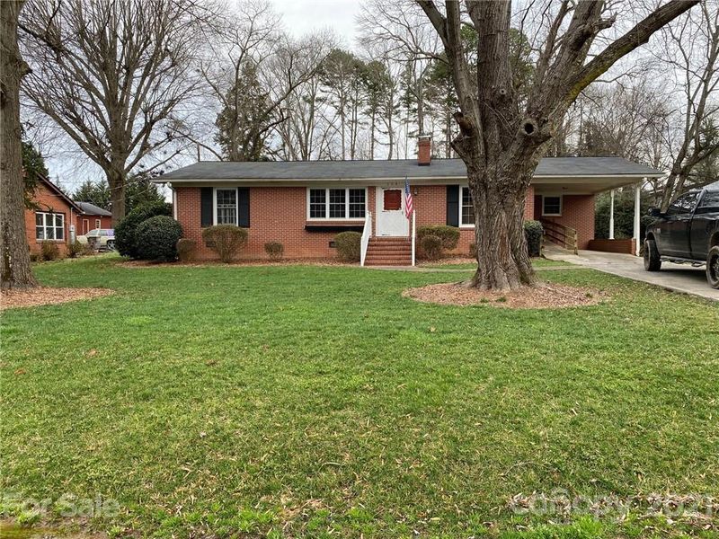 104 Easy St, Concord, NC 28027