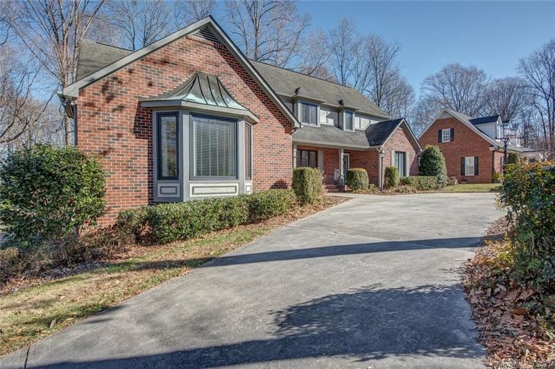 2354 Erika Ln, Gastonia, NC 28056