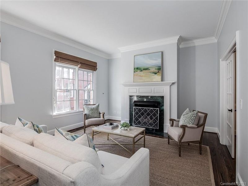 328 S Laurel Ave #B, Charlotte, NC 28207