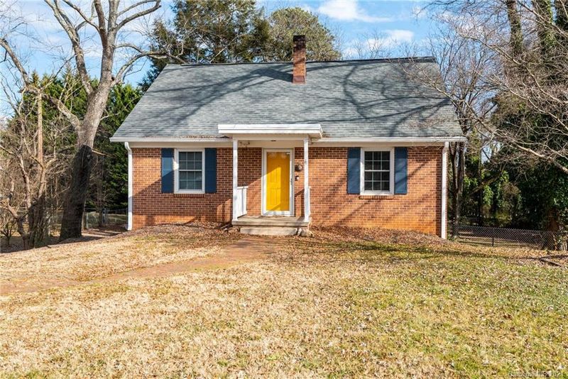 206 23rd St, Hickory, NC 28601