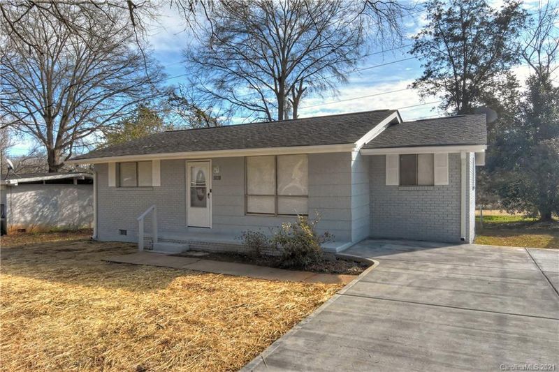 5501 Queen Anne Rd, Charlotte, NC 28217