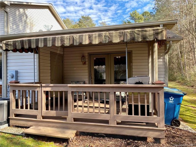 2315 White Oak Ct, Claremont, NC 28610