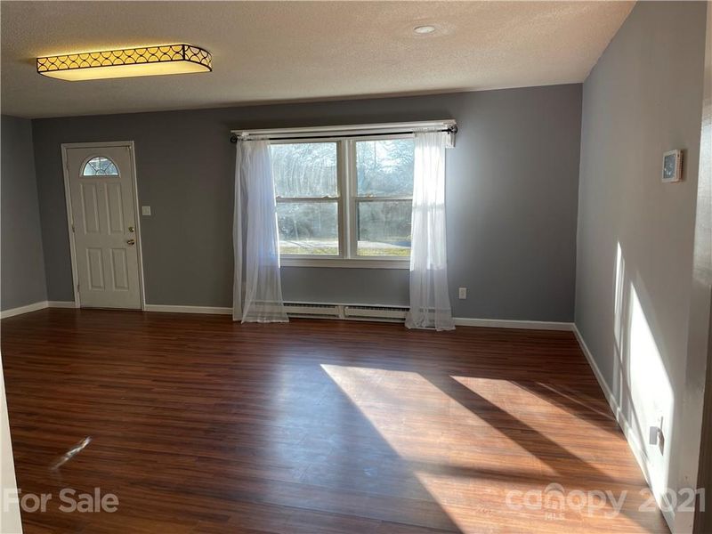 144 Polly Dr, Statesville, NC 28625