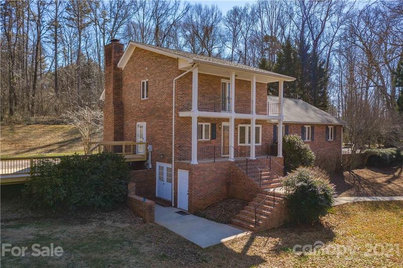 2508 Laboratory Rd, Lincolnton, NC 28092