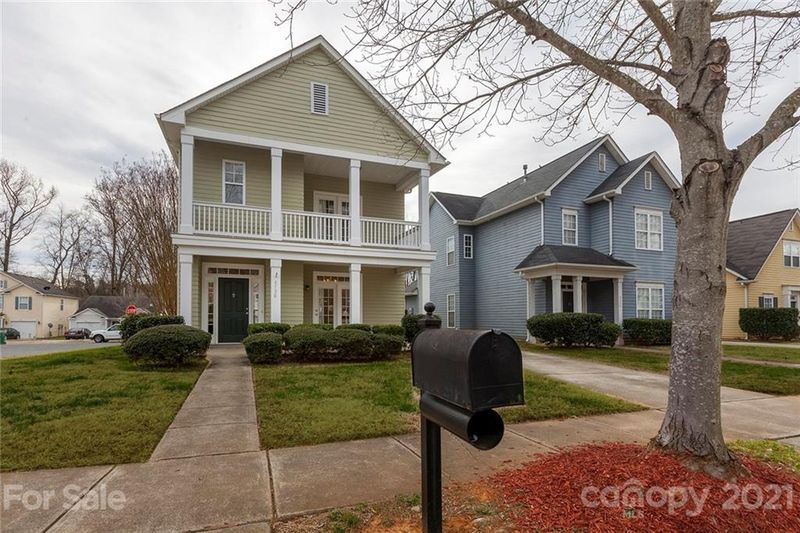 4738 Eaves Ln, Charlotte, NC 28215