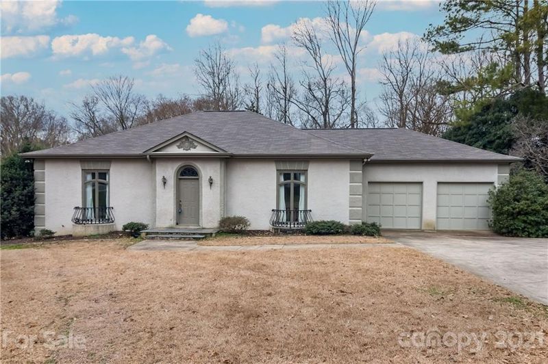 6539 Lynn Ave, Charlotte, NC 28226