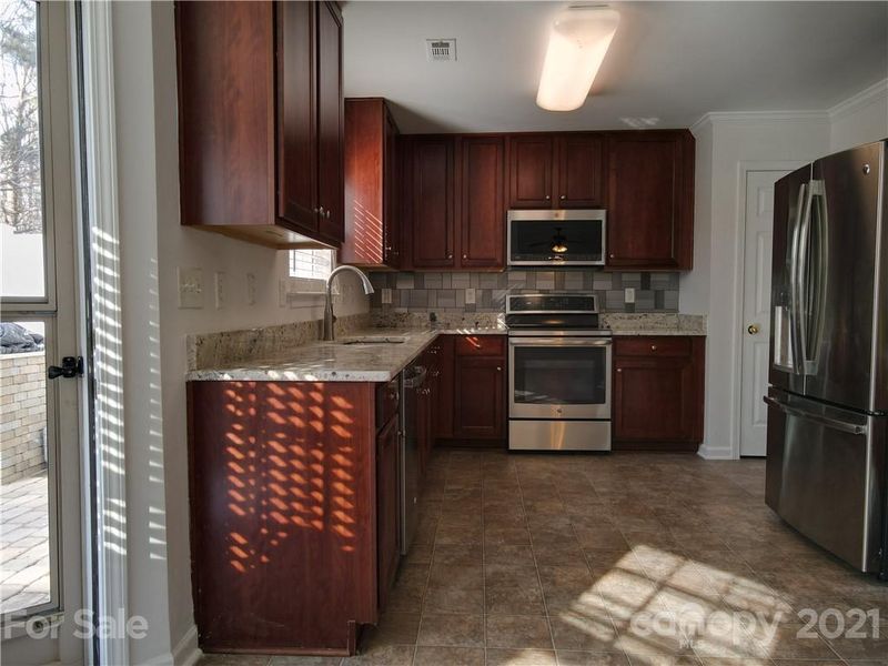 19015 Kanawha Dr, Cornelius, NC 28031