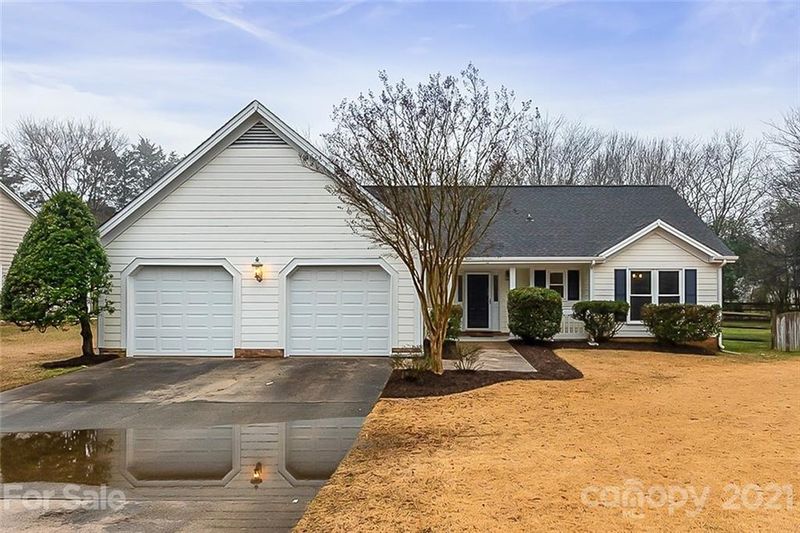 13408 Stephendale Dr, Charlotte, NC 28273