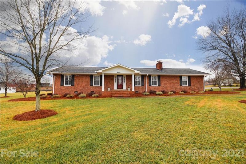 4732 Roberta Rd, Concord, NC 28027