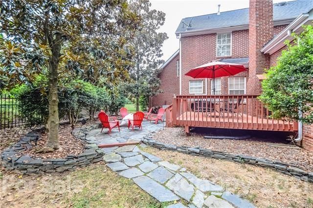 21528 Crown Lake Dr, Cornelius, NC 28031