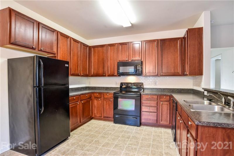 10813 Traders Ct, Davidson, NC 28036