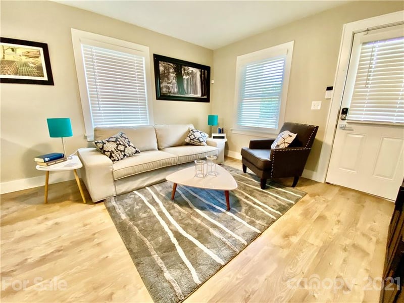 1121 Myers St, Charlotte, NC 28206