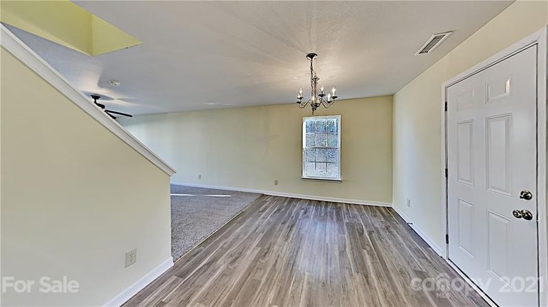 1624 Lynford Dr, Charlotte, NC 28215