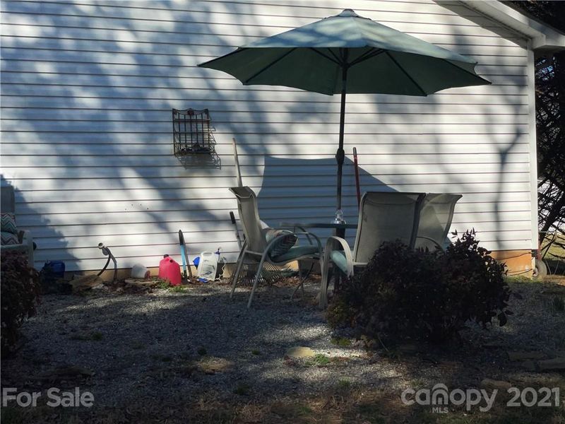 1722 18th Ave #B2, Hickory, NC 28601