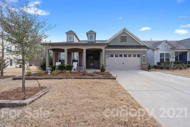 930 Kirby Dr, Fort Mill, SC 29715
