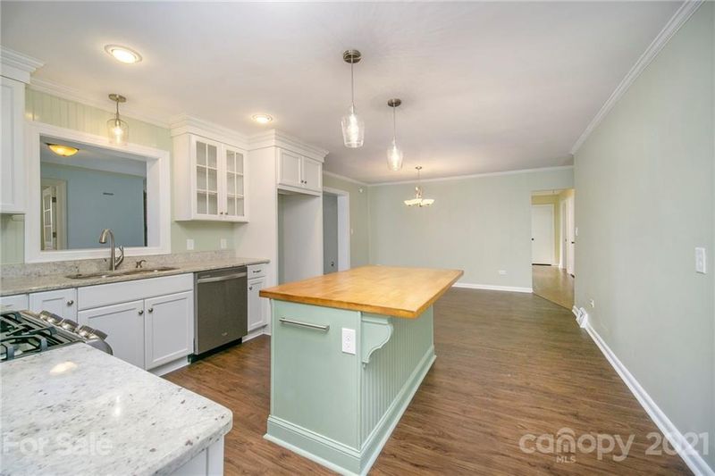 128 Lecline Dr NE, Concord, NC 28025