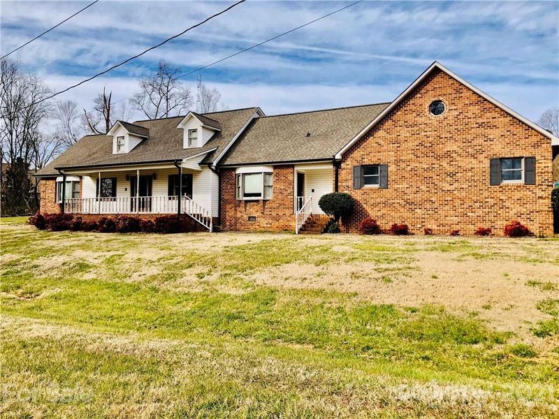 3721 Startown Rd, Newton, NC 28658