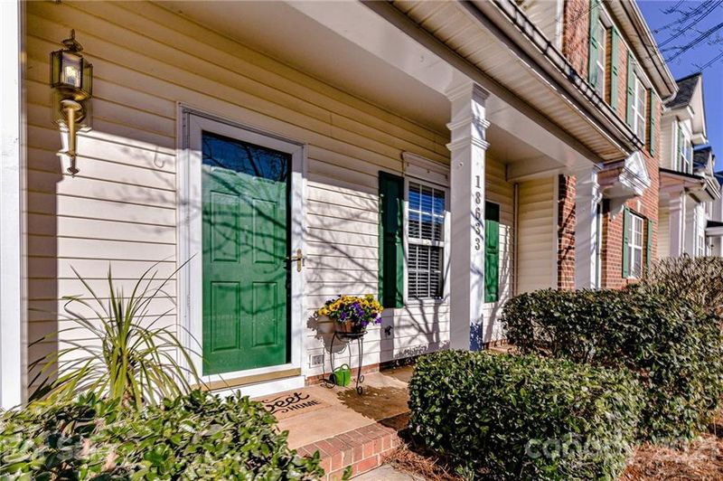 18633 Shawnee Ridge Rd, Cornelius, NC 28031