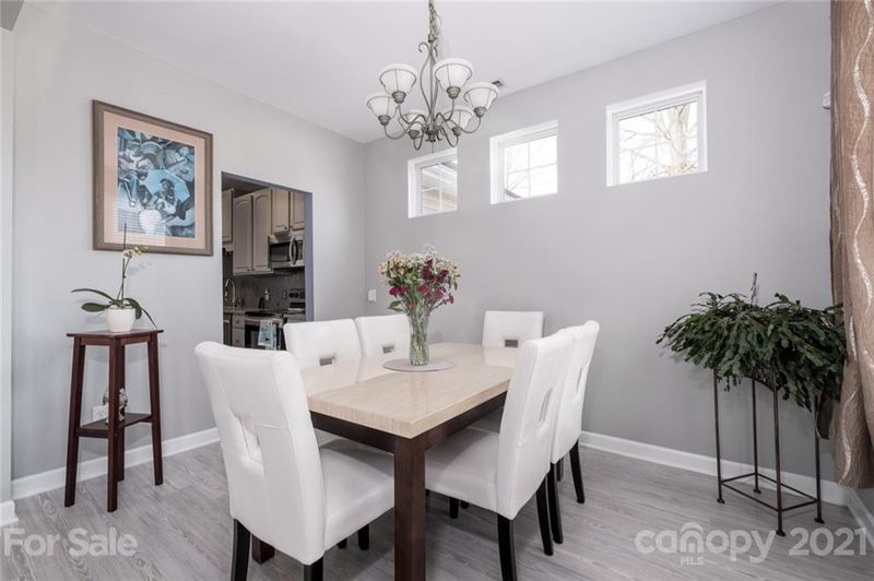 21006 Entrada Dr, Cornelius, NC 28031