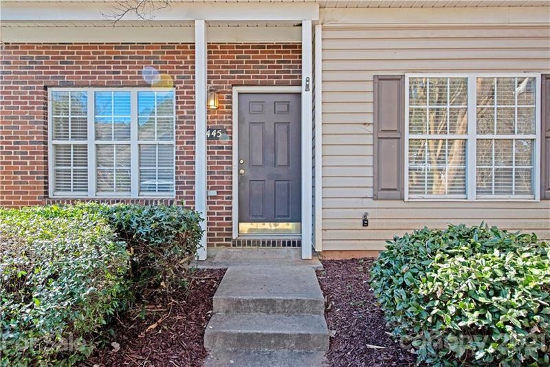 6445 Saint Bernard Way, Charlotte, NC 28269