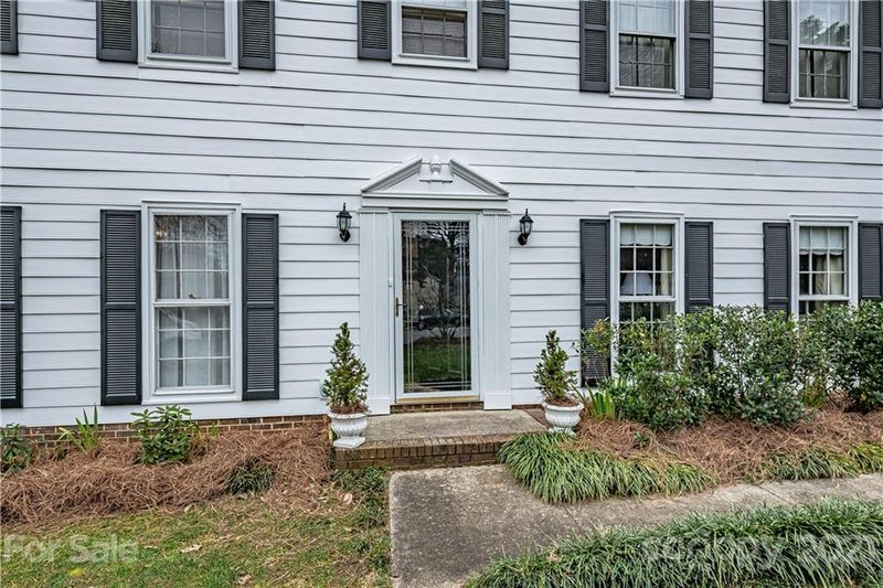 9237 Stonecrop Ct, Charlotte, NC 28210
