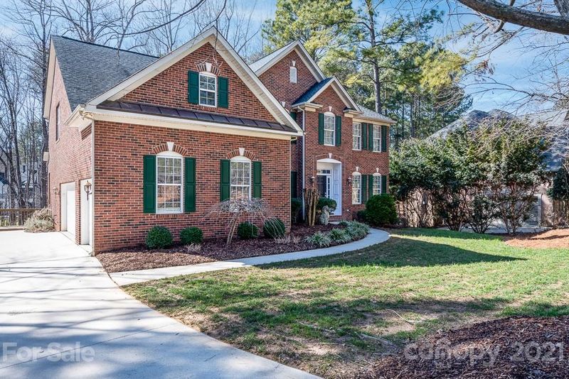 8172 Buena Vista Dr, Denver, NC 28037