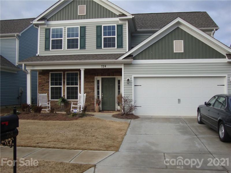 724 Robert Moses Dr, Gastonia, NC 28056