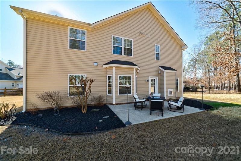 2002 Red Carpet Ct, Indian Trail, NC 28079