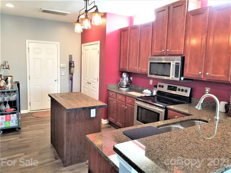 448 Silver Cypress Ln, Fort Mill, SC 29708