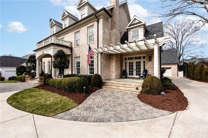 1400 Andover Rd, Charlotte, NC 28211