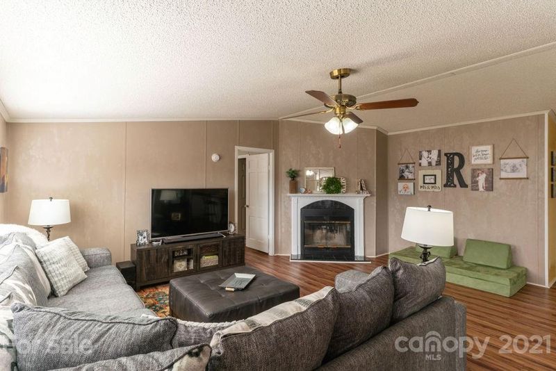 6265 Crossing View Ln, Denver, NC 28037
