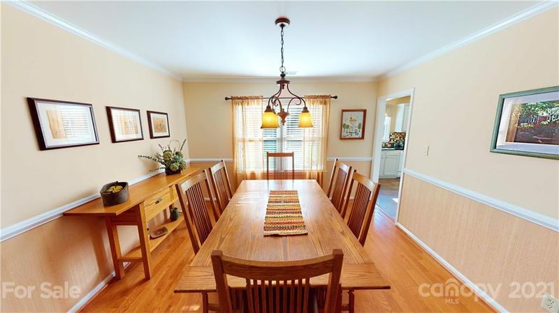2812 Winghaven Ln, Charlotte, NC 28210