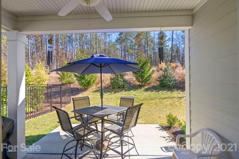 170 Flat Rock Dr, Denver, NC 28037