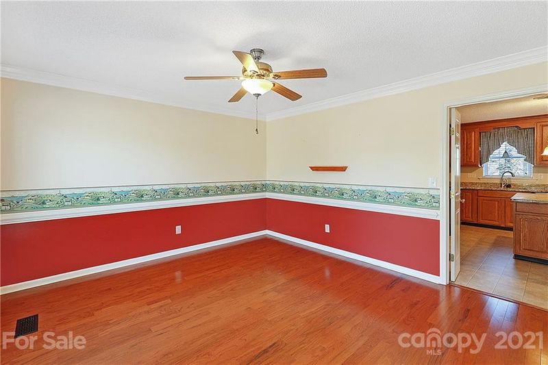12600 Peyton Ct, Charlotte, NC 28262