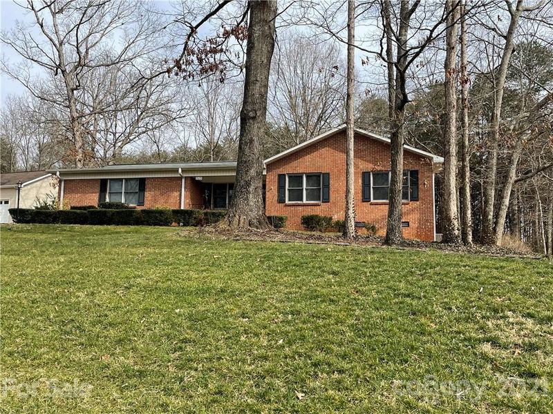 325 Link Dr, Iron Station, NC 28080