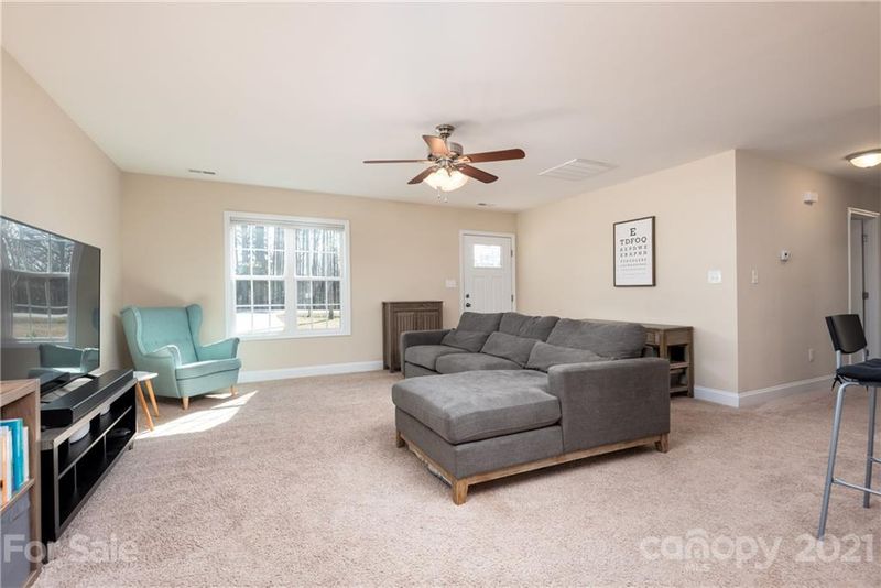 288 South Circle Dr, Concord, NC 28027