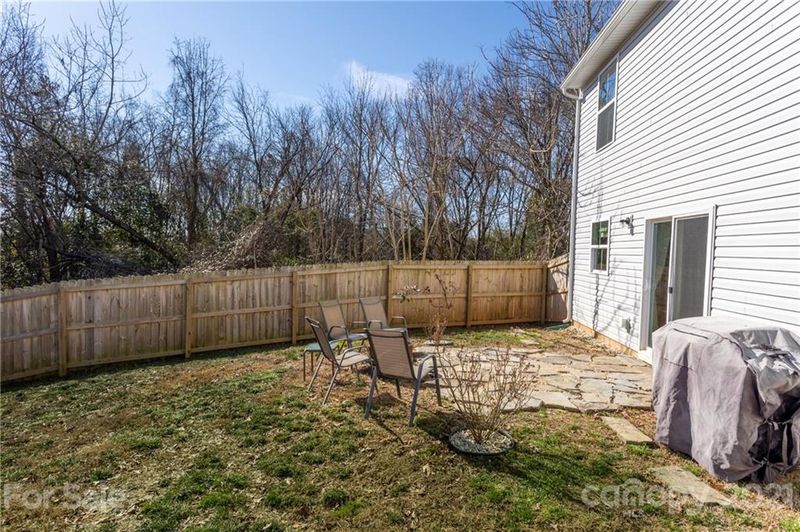1855 Hooper Ct, Charlotte, NC 28212