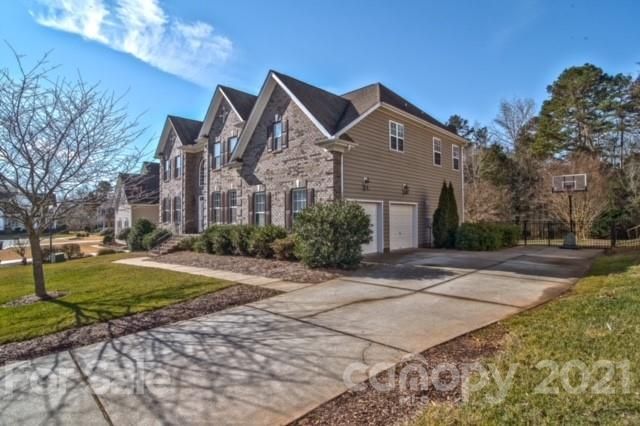 2006 Altara Ln, Matthews, NC 28104