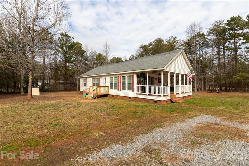 331 Aquarius Dr, Clover, SC 29710