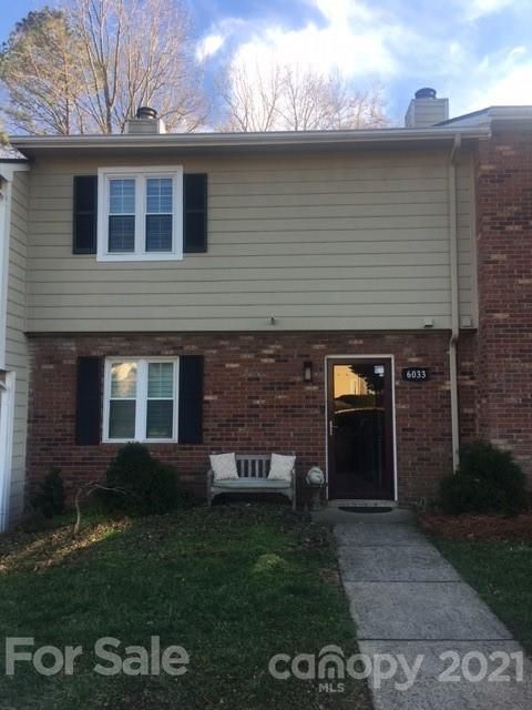 6033 Heath Valley Rd, Charlotte, NC 28210