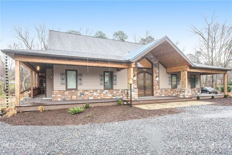 406 3rd Ave NE, Conover, NC 28613
