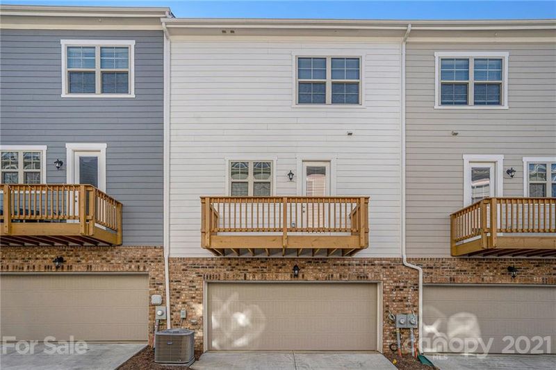 1011 Doveridge St, Charlotte, NC 28273