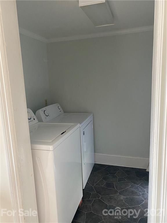 1110 Thomas Ave, Kannapolis, NC 28081