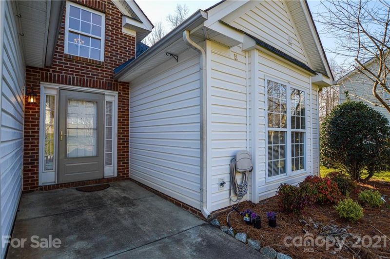 7345 Oxford Bluff Dr, Stanley, NC 28164